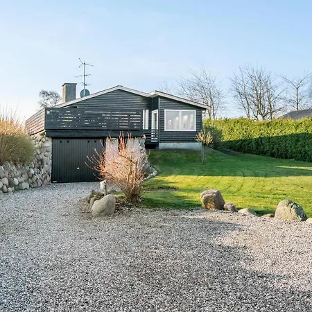 3 Bedroom Pet Friendly In Ferienhaus