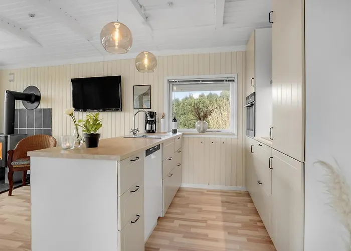 3 Bedroom Pet Friendly In Prázdninový dům