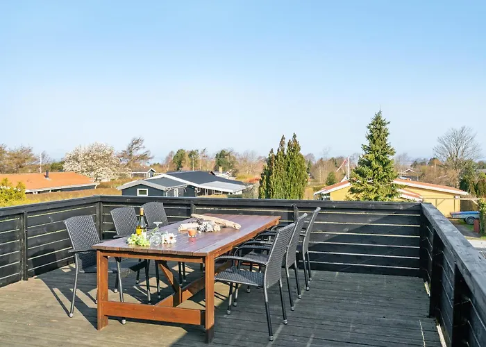 3 Bedroom Pet Friendly In Prázdninový dům Bogense